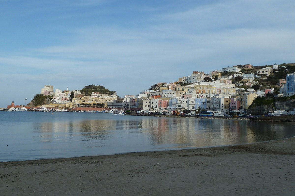 PONZA Foto dell'isola di Ponza